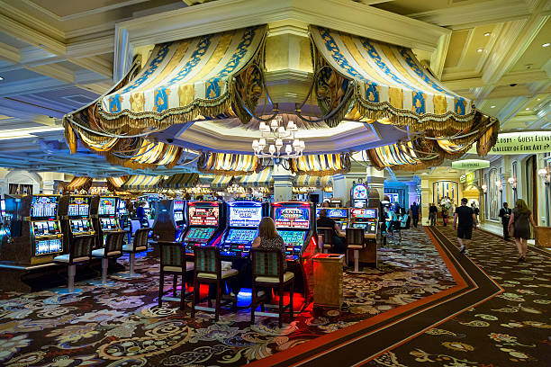 marwah 4d mobile app interface showing slot games and live casino options